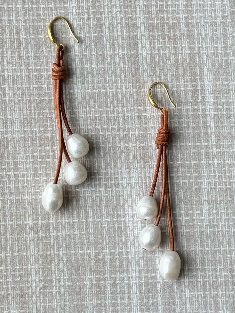 NWOT Polo Ralph Lauren Leather and Pearl Earrings - Picture 5 of 7